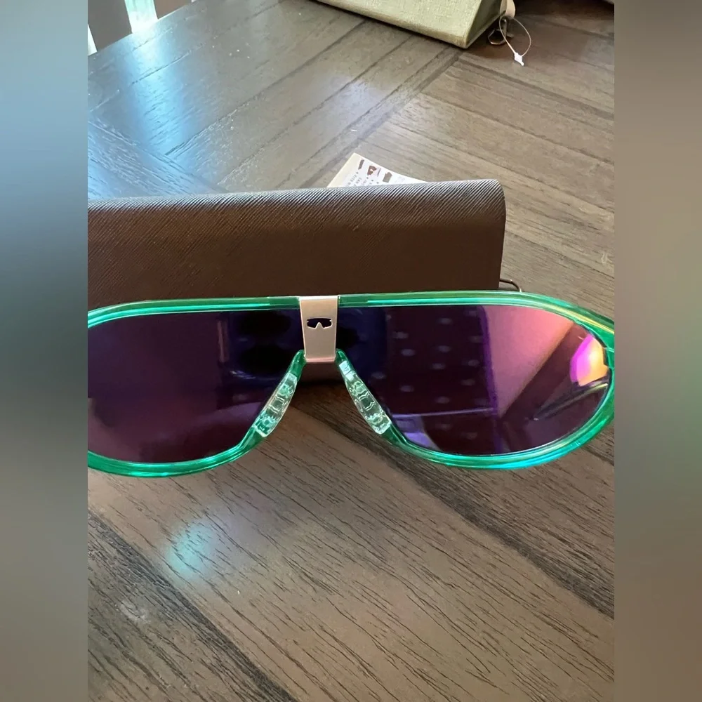 Oakley goggle style